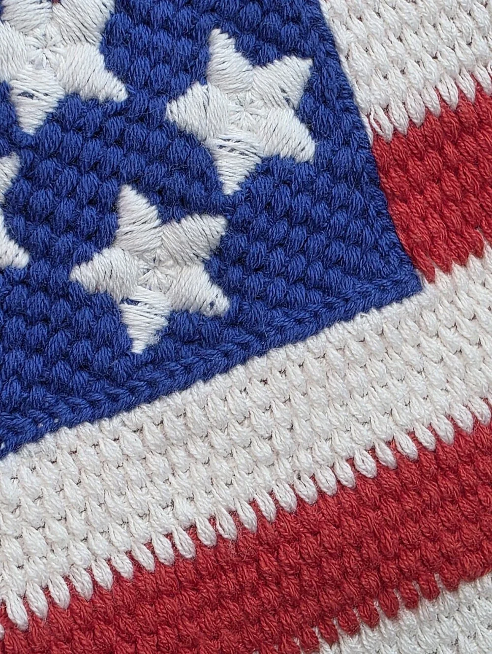 🔹️NWT Red & Blue Flag Crochet Triangle Hair Scarf Bandana